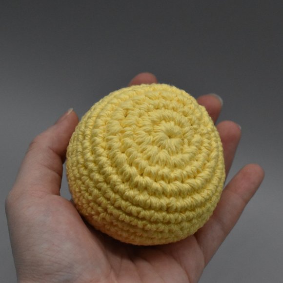 Hand Crafted Crochet catnip ball cat toy - Picture 1 of 4
